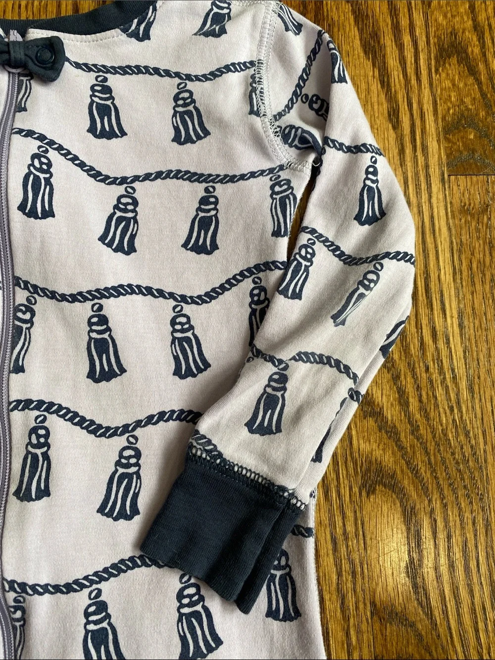 The Beaufort Bonnet Company Noelle’s Night Night-Todd Tassel print, size 4T